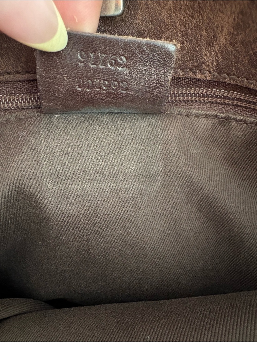 Gucci Brown GG Supreme Canvas Messenger Bag with Dark Brown Trim WORN - Picture 15 of 16